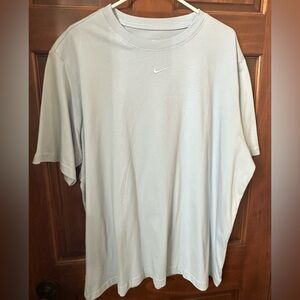 Nike Men's Sky Blue Short Sleeve - Tee NWOT